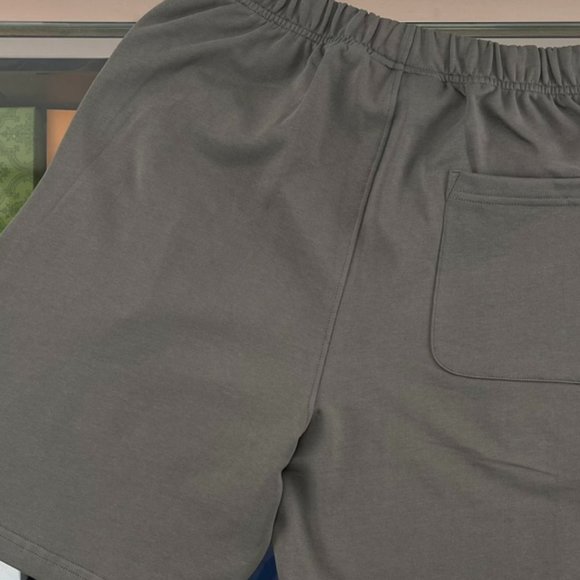 Fear of God ESSENTIALS Letter Embroidery Shorts - Picture 8 of 8